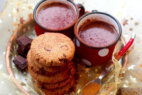 Cookies au beurre de cacao, cannelle et sarrasin