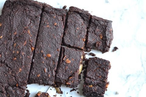 Brownie au chocolat, à la banane et à l’okara de noisette