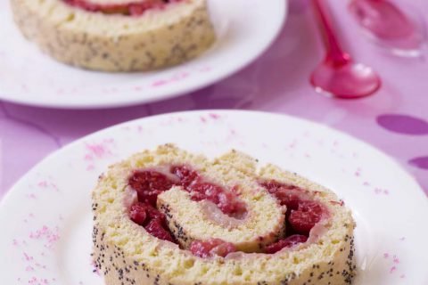 Gâteau roulé framboises goyave