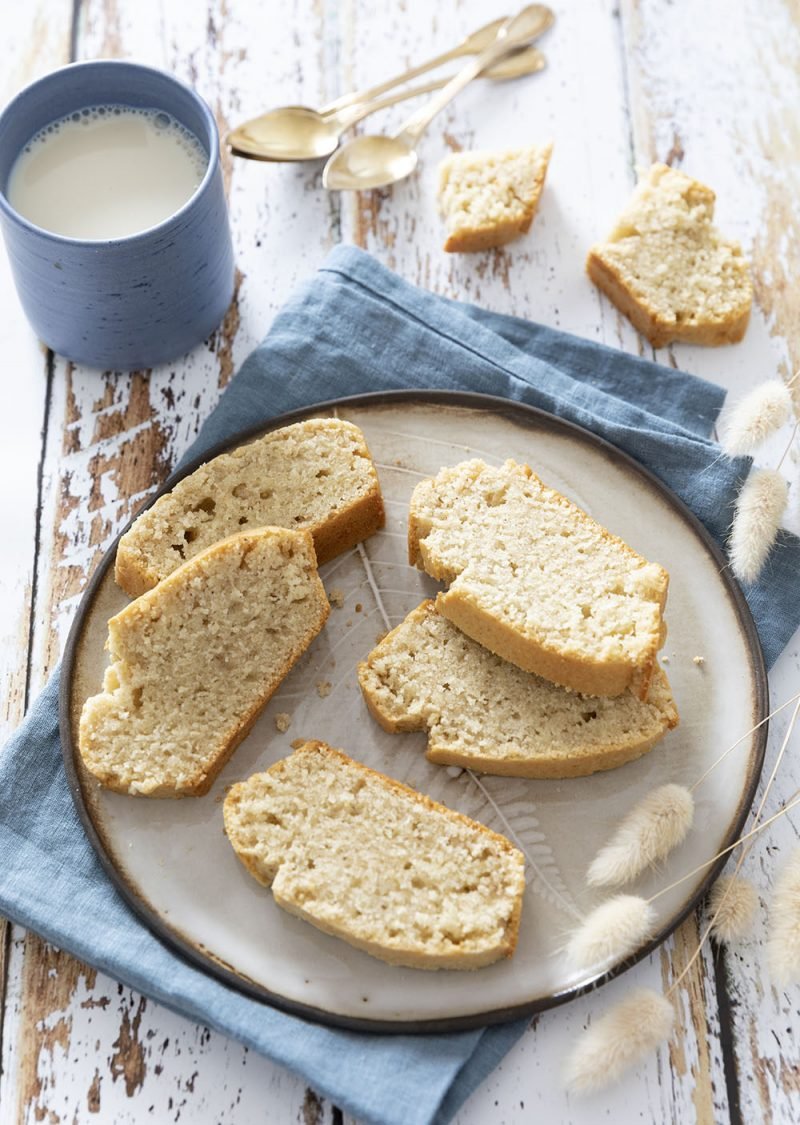 Cake vegan moelleux façon « gâteau au yaourt »