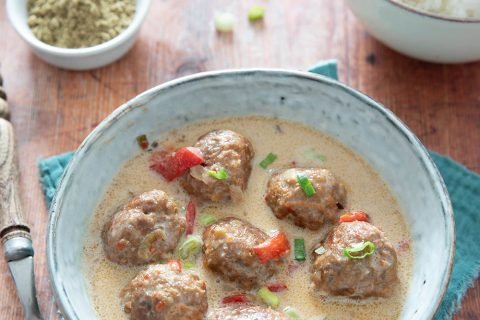 Boulettes de haché végétal au lait de coco, façon curry thaï + vidéo